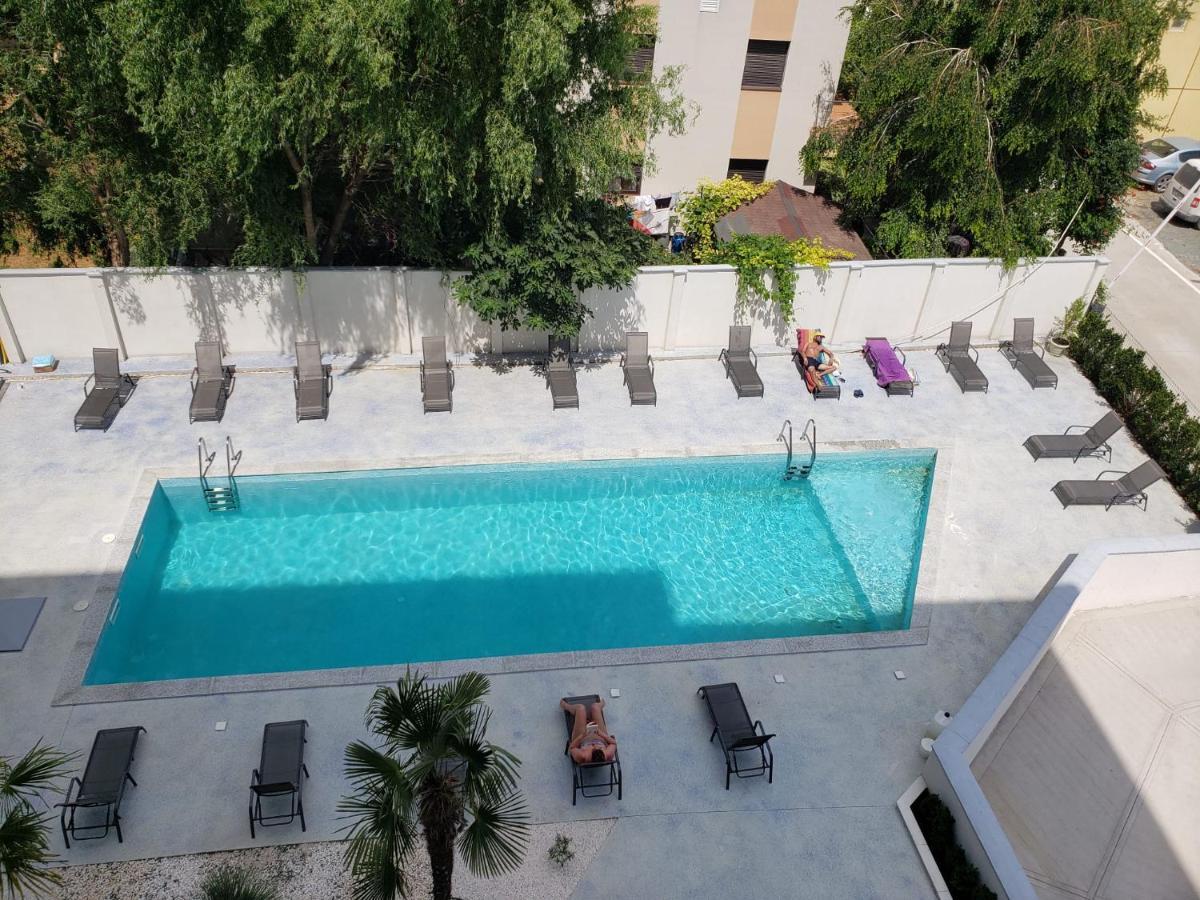 Sunrise Luxury Apartments Navodari Exterior photo
